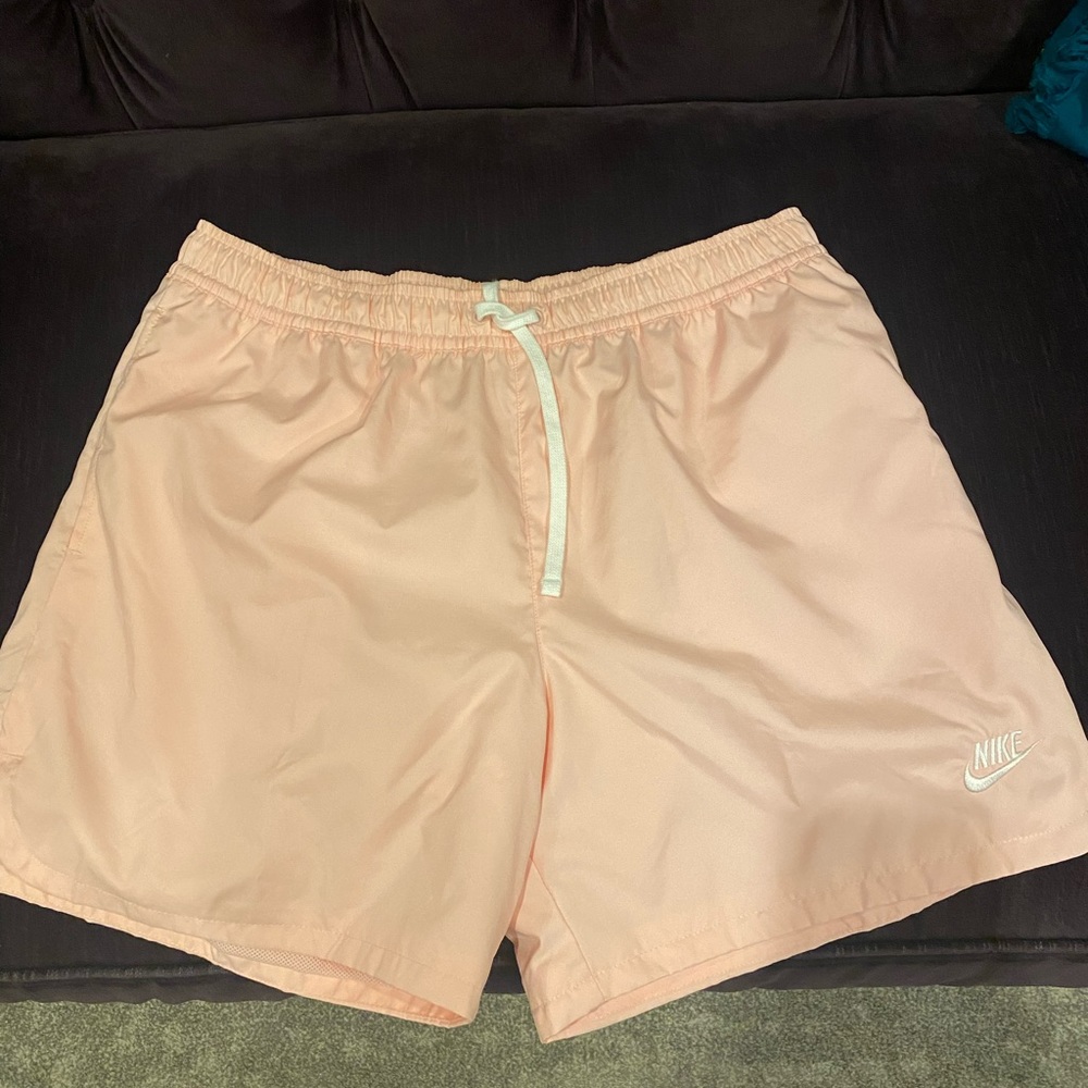 Nike Mens Sportswear Essentials Woven Lined Flow Short Pink Large